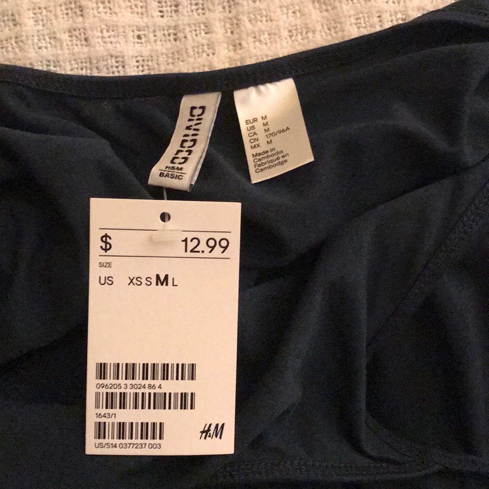 H&M Rompers - Picture 3 of 5